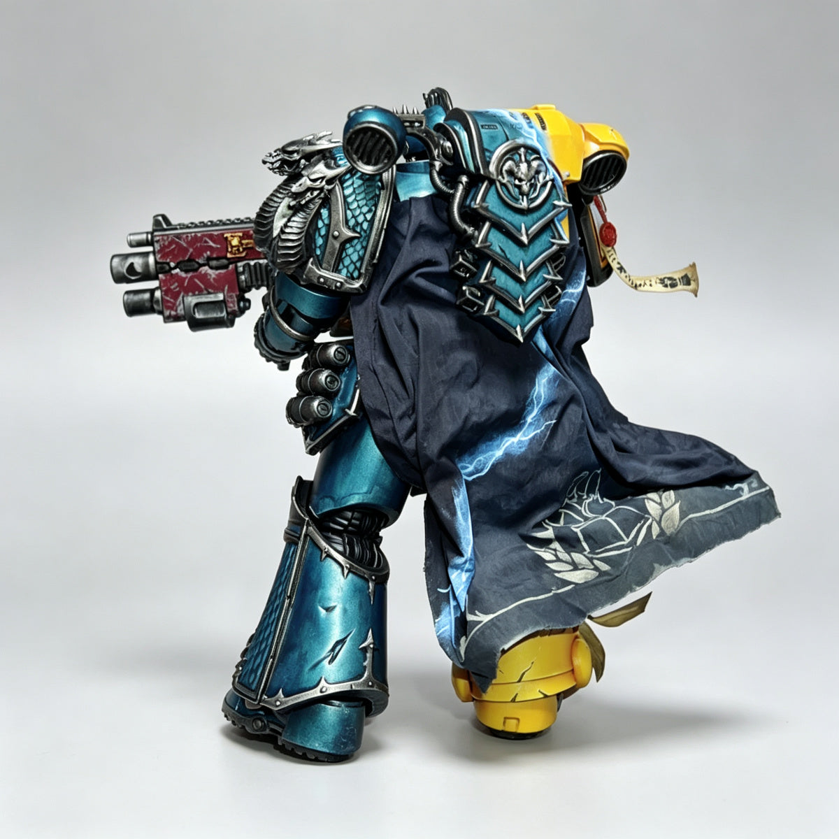 Alpha Legion Imperial Fists Disguise Shift 1/18 Scale Custom Action Figure - Image 5