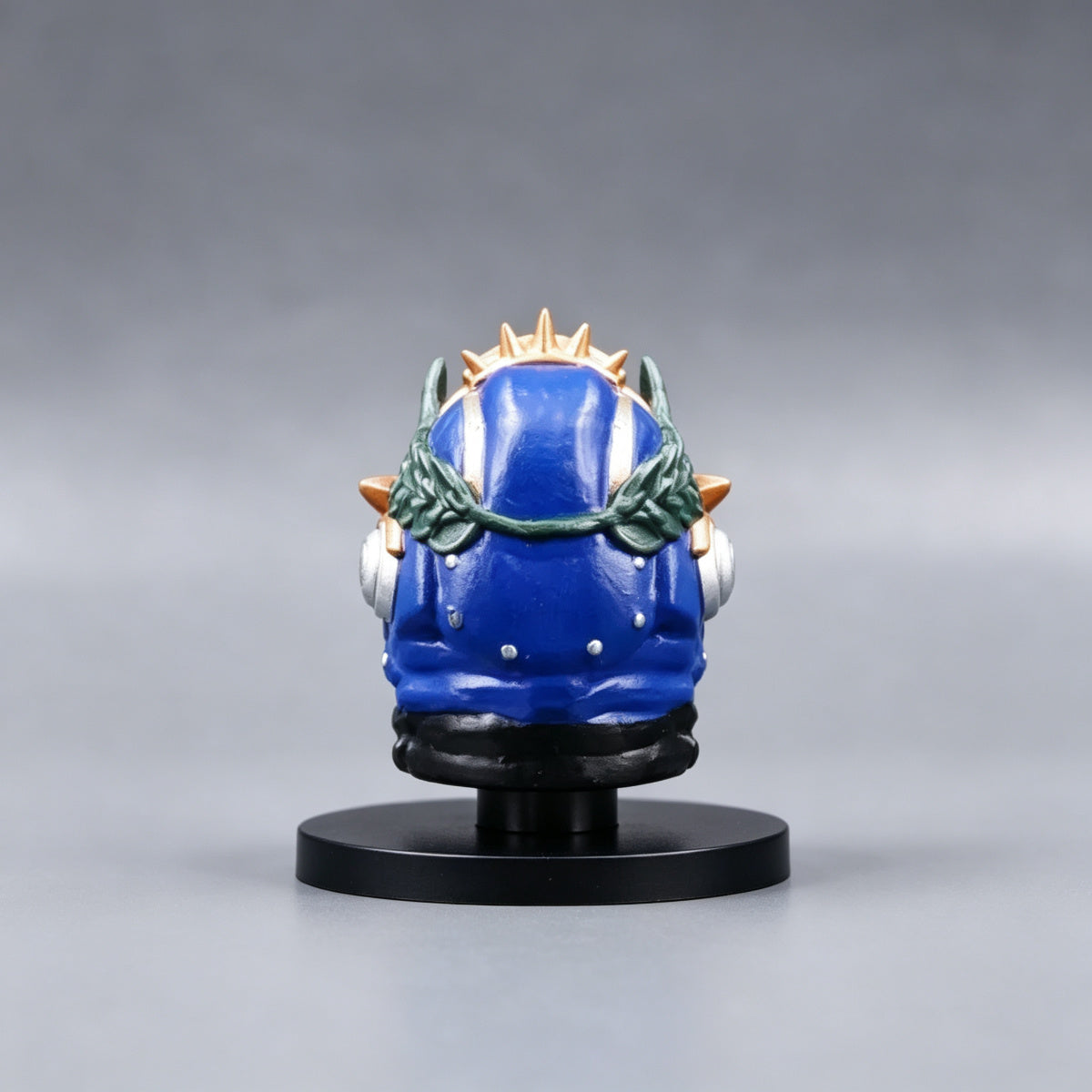 Custom Roboute Guilliman Primarch Helmet Head Sculpt - Eagle Mask & Iron Halo - Image 4