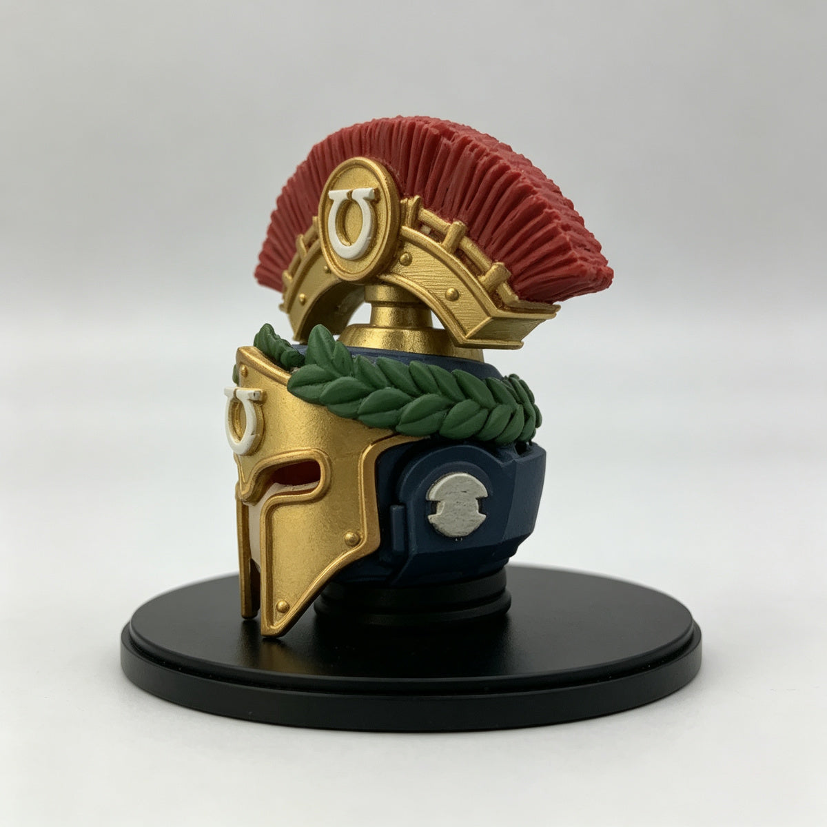 Custom Ultramarines Suzerain Golden Crested Helmet - 1/18 Action Figure Head Sculpt Upgrade - Image 2