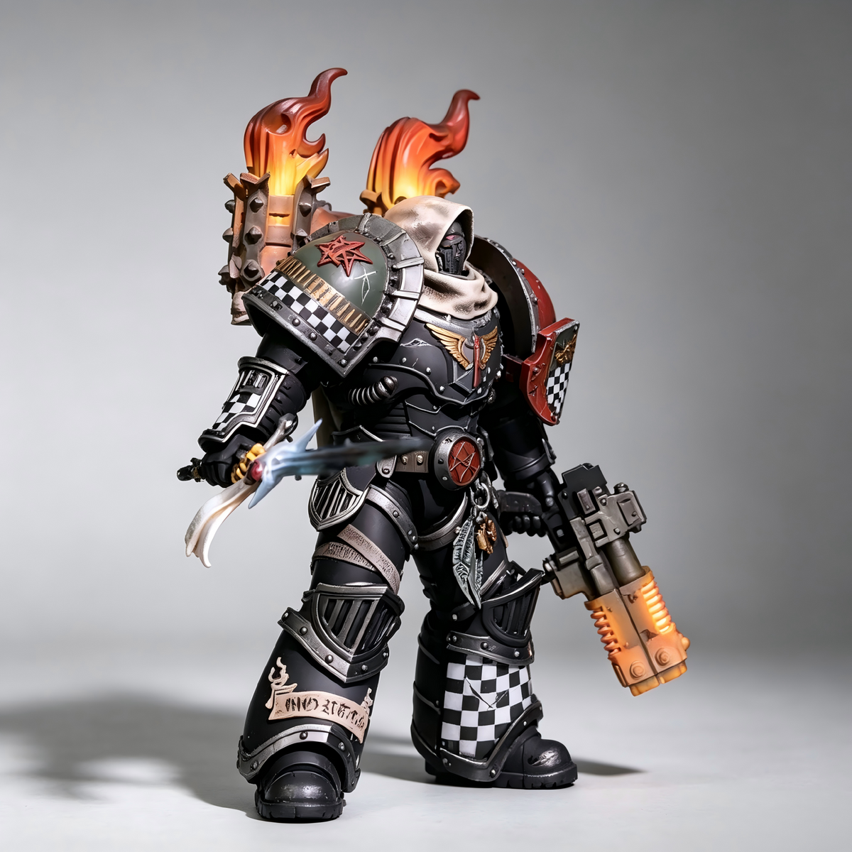 Dark Angels Hooded Chapter Master - 1/18 Custom (Flame Braziers & Glowing Plasma Weaponry) - Image 3