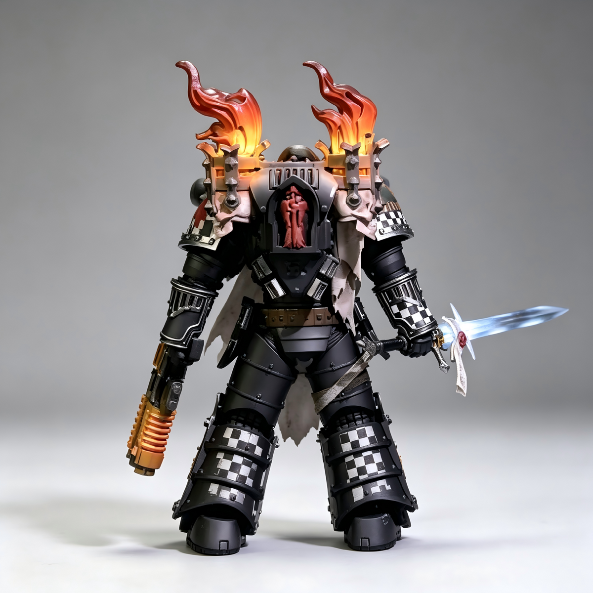 Dark Angels Hooded Chapter Master - 1/18 Custom (Flame Braziers & Glowing Plasma Weaponry) - Image 4