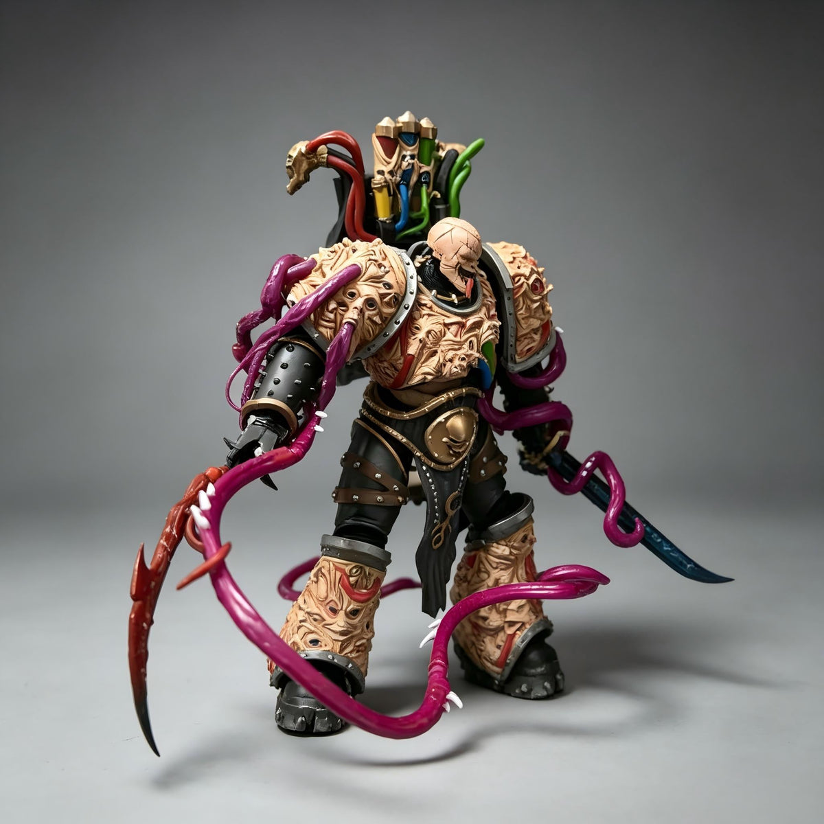 Lucius the Eternal - 1/18 Custom (Armor of Shrieking Souls & Chem-Injector Pack) - Image 2