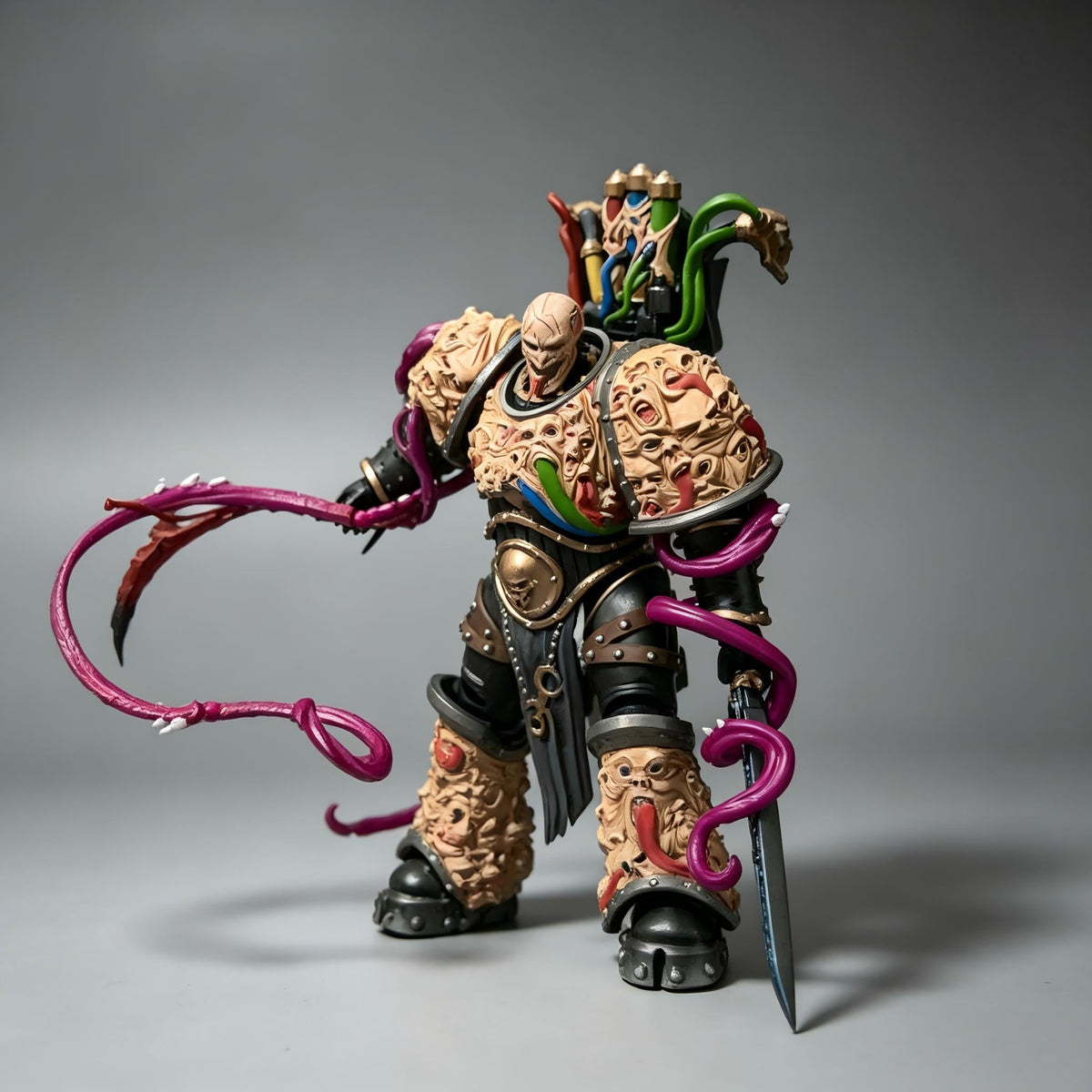 Lucius the Eternal - 1/18 Custom (Armor of Shrieking Souls & Chem-Injector Pack) - Image 3