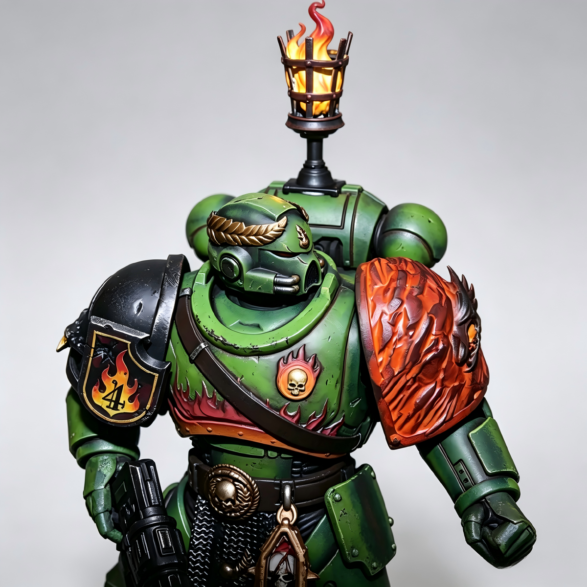 Salamanders Chapter Champion - 1/18 Custom (Magma Scale Armor & Pyreblaster) - Image 4