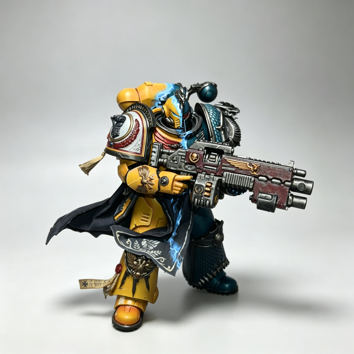 Alpha Legion Imperial Fists Disguise Shift 1/18 Scale Custom Action Figure - Image 2