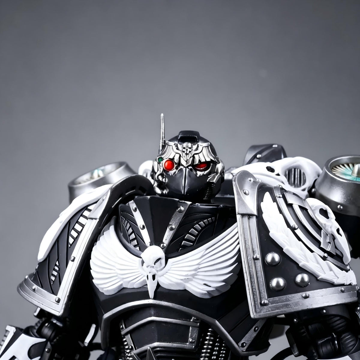 Custom Corvus Corax Helmet - Cybernetic Raven Visor - Image 4