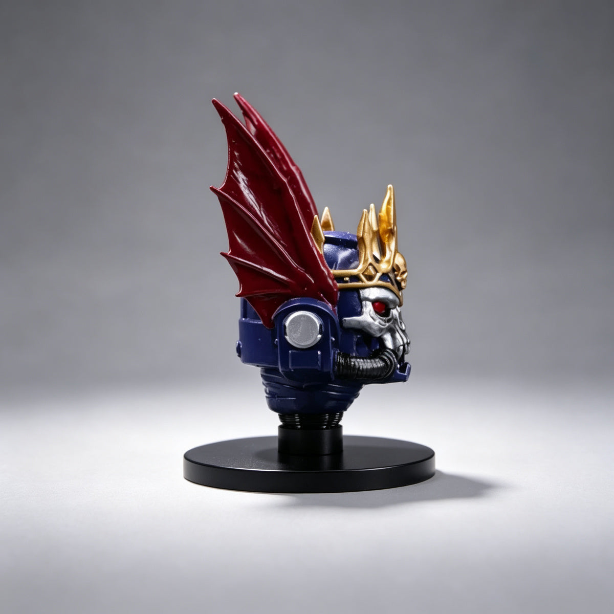 Custom Night Lords Helmet - Red Bat Wings & Gold Crown - Image 2