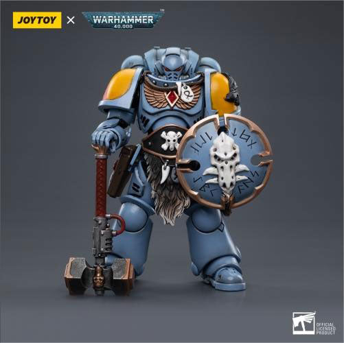JOYTOY Warhammer 40K Space Wolves Claw Pack Sigyrr Stoneshield figure