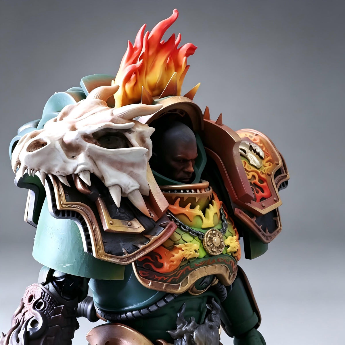 Salamanders Primarch Vulkan: Lord of Dragons (9.8 in) Fully Articulated Custom Action Figure - Image 2
